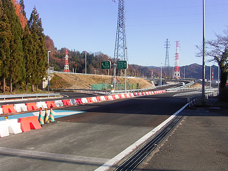 画像 (中央自動車道都留IC西工事)