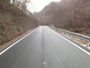 （一）大菩薩初鹿野線　舗装工事（余フ）