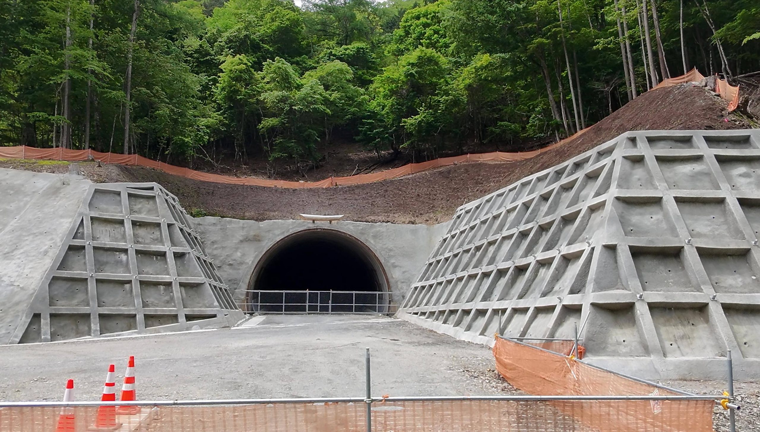 画像 (国道411号　一之瀬高橋2号トンネル(仮称)建設工事)