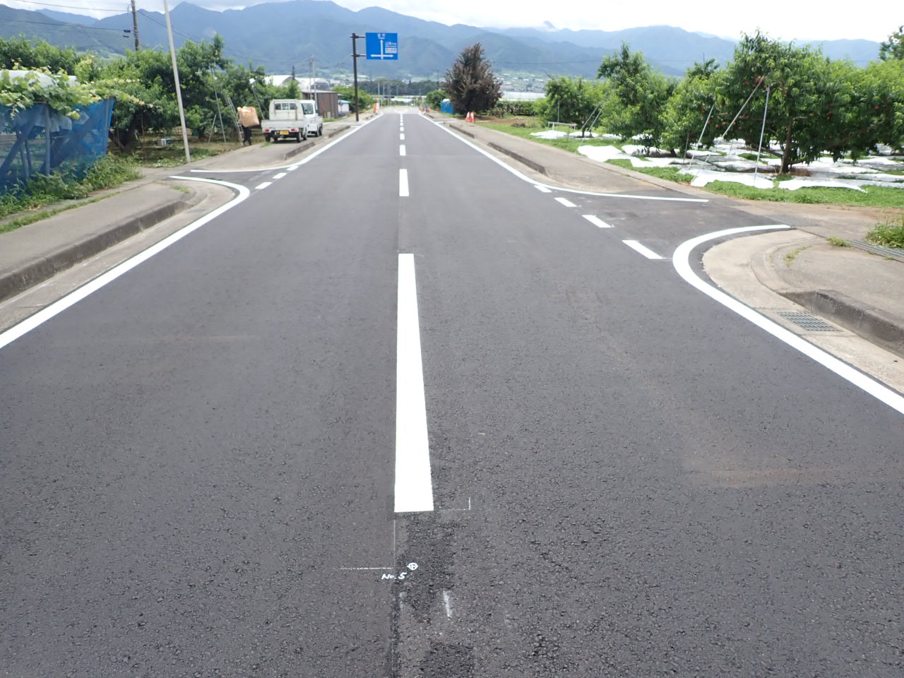 画像 (市道下塩後３２号線舗装工事)